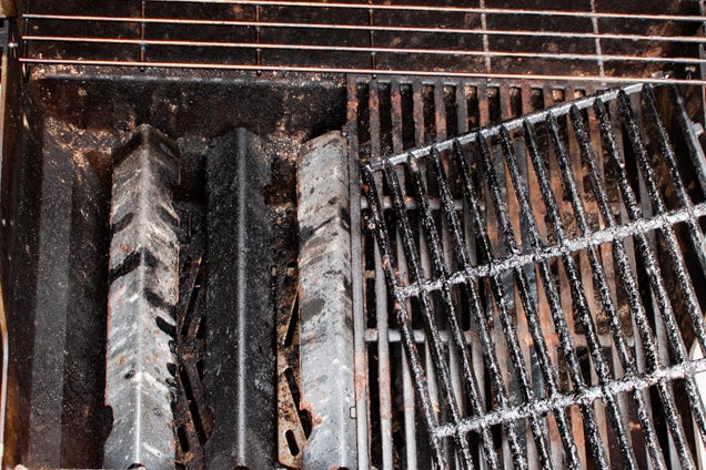 Clean Your Grills Cooking Grates