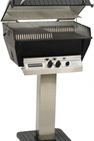 Broilmaster P3-XFN Premium Natural Gas Grill On Stainless Steel Patio Post