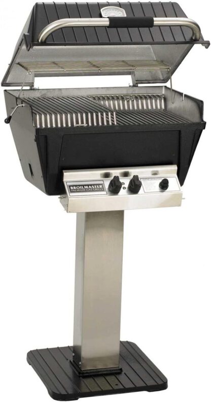 Broilmaster P4-XF Premium Propane Gas Grill On Stainless Steel Patio Post