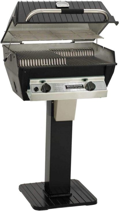Broilmaster R3 Infrared Propane Gas Grill On Black Patio Post