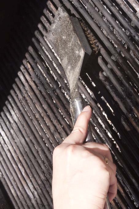 Grill Cleaning Tips and Methods